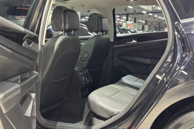 Used Volkswagen Passat 2024 330TSI Starry Elite Edition