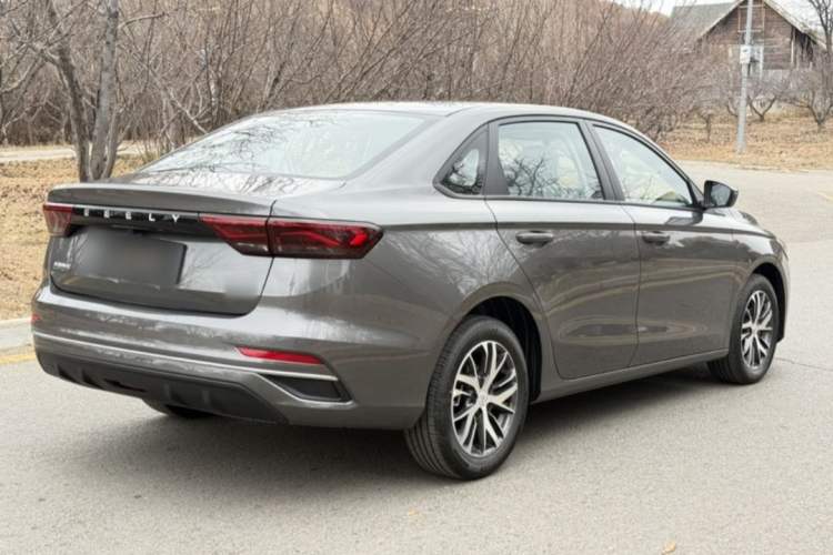 Used Geely Auto Emgrand 2026 Model 4th Generation 4 Millionth Anniversary Edition 1.5L Manual Overdrive Edition
