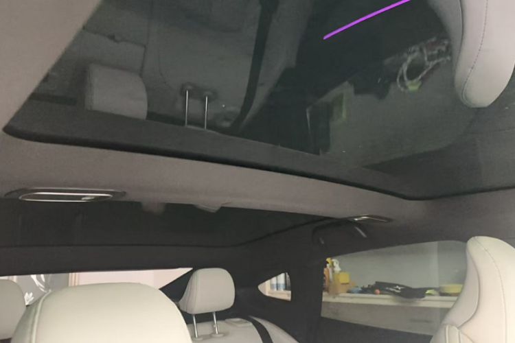 Used XPeng P7 2023 P7i 702 Max Roof