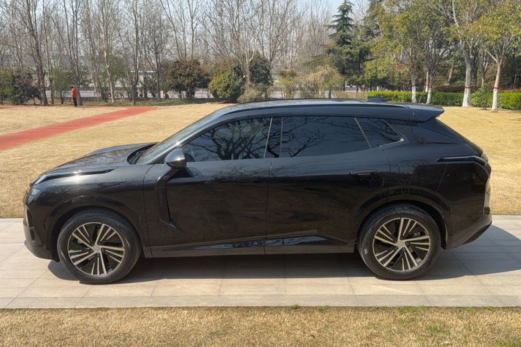 Used Lynk & Co 08 EM-P 2023 120km Long-Range Halo
