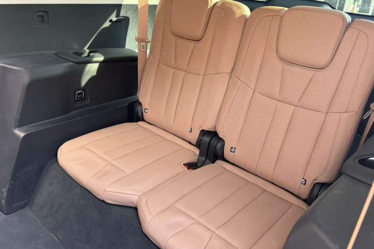 Used Nio ES8 2018 355 km Base Version 7-Seater Edition