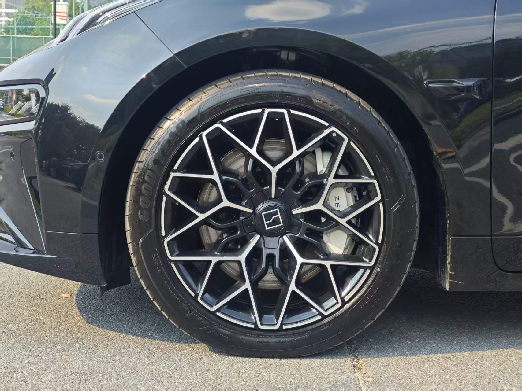 Zeekr 001 2025 WE Edition 100 kWh Rear-Wheel Drive — снимка 15