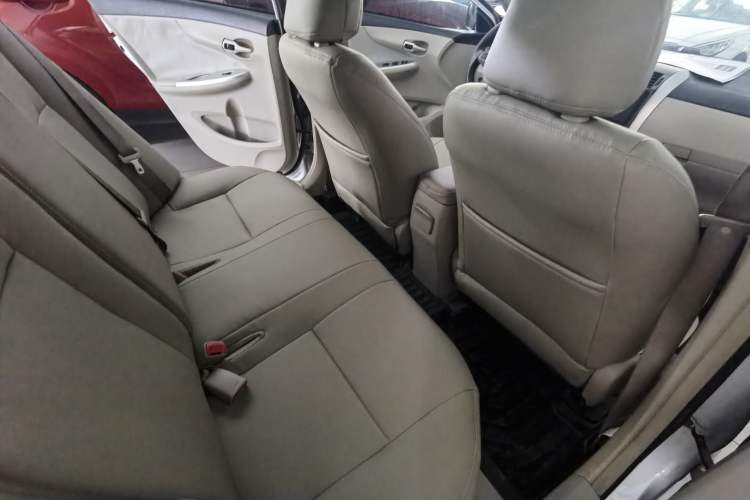 Used Toyota Corolla 2013 Special Edition 1.6L Automatic Cool GL Model
