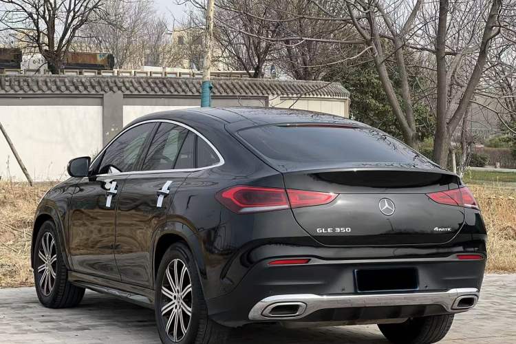 Used Mercedes-Benz GLE 2023 GLE 350 4MATIC Coupe SUV Fashion Model