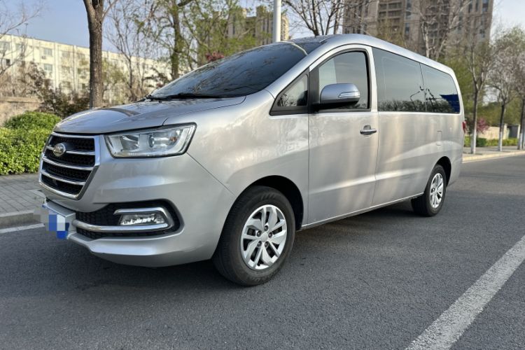 Used JAC Refine M4 2019 Business & Travel Series 2.0L Manual Comfort Model China VI