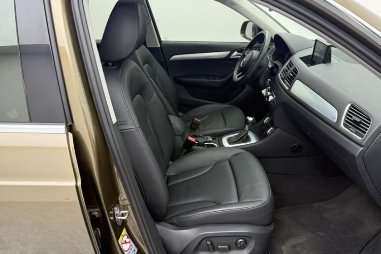 Used Audi Q3 2015 30 TFSI Comfort Model Right Front Seat