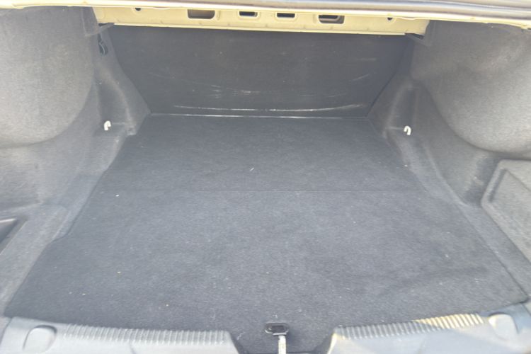 Used Jaguar XE 2017 2.0T 200 PS R-Sport