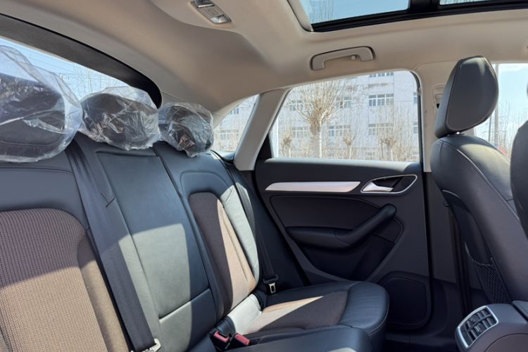 Used Audi Q3 2018 35 TFSI Fashion Edition Collector's Model Interior 3