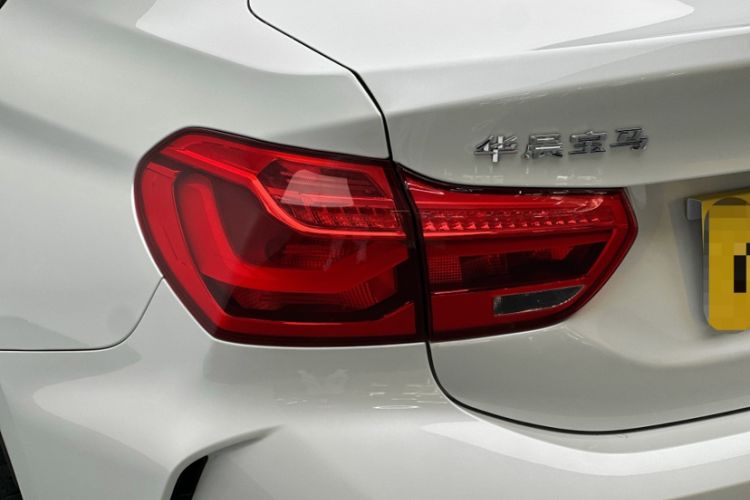 Used BMW 1 Series 2021 120i M Sport Night Edition Exterior 5