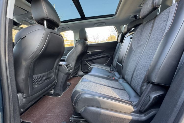 Used Peugeot 5008 2017 380THP 7-Seater Elite Edition