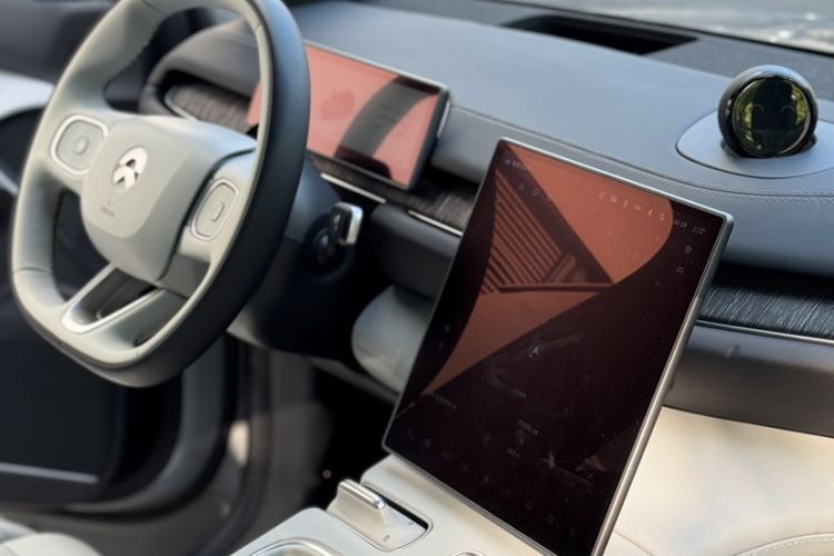 Used Nio ES6 2024 75 kWh
