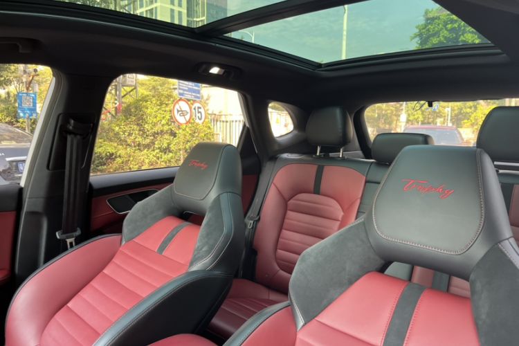 Used MG HS 2019 20T Automatic Two-Wheel Drive Trophy Super Sport Version China VI Standard Headliner