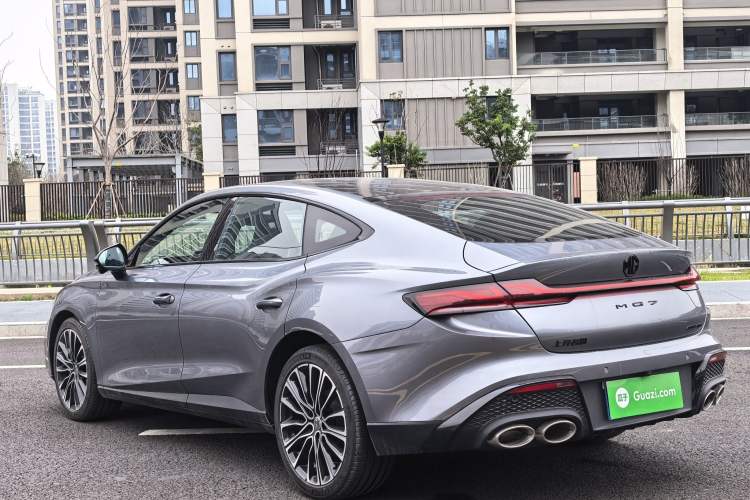 Used MG 7 2025 2.0T 405 AT Luxury Edition