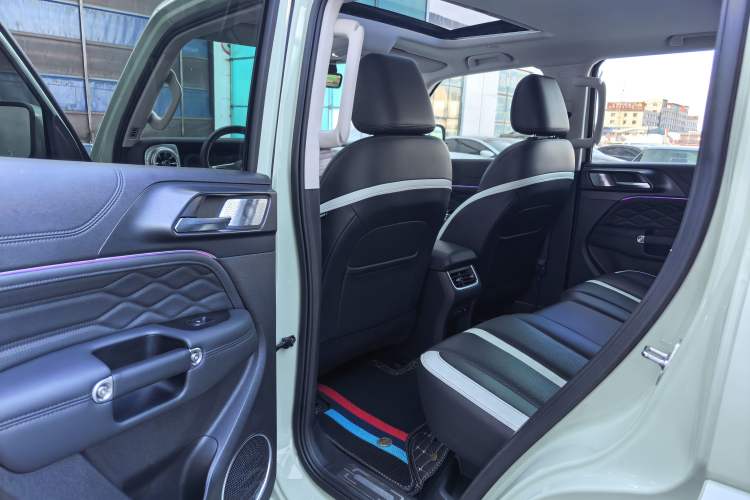 Used Tank 300 2021 City Edition 2.0T—Truly Stylish Interior 3