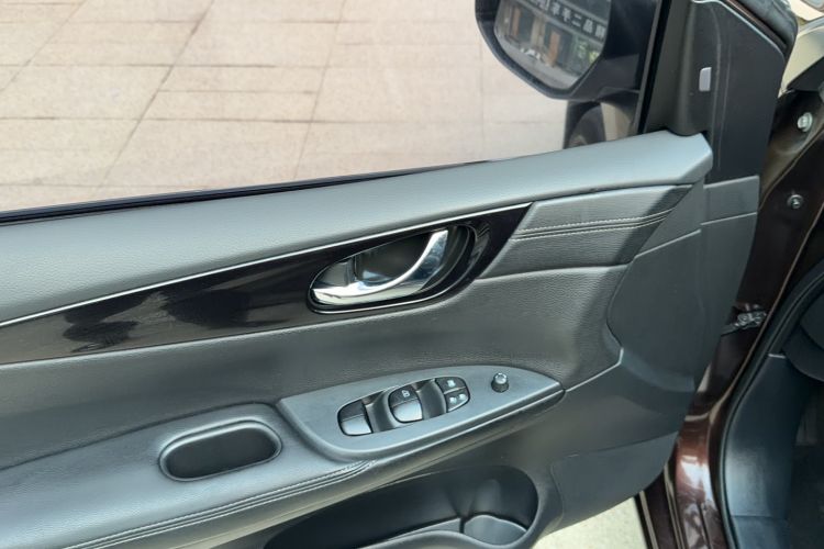 Used Nissan Tiida 2016 1.6L CVT Smart Drive Edition
