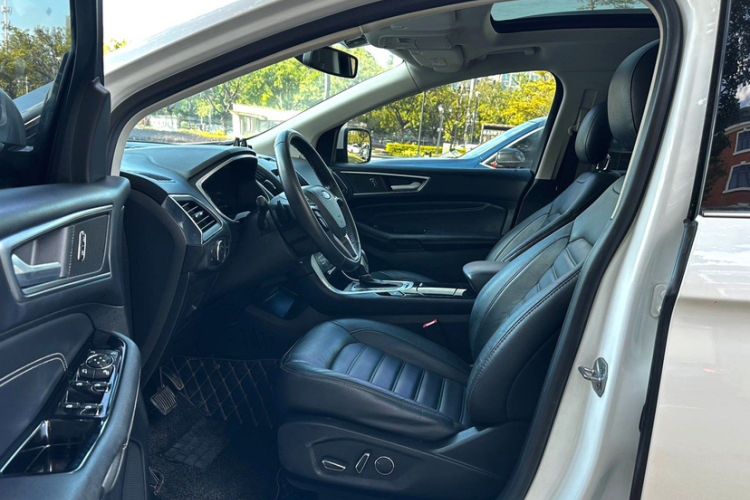 Used Ford Edge 2018 EcoBoost 245 Two-Wheel-Drive Titanium 7-Seater China V Standard