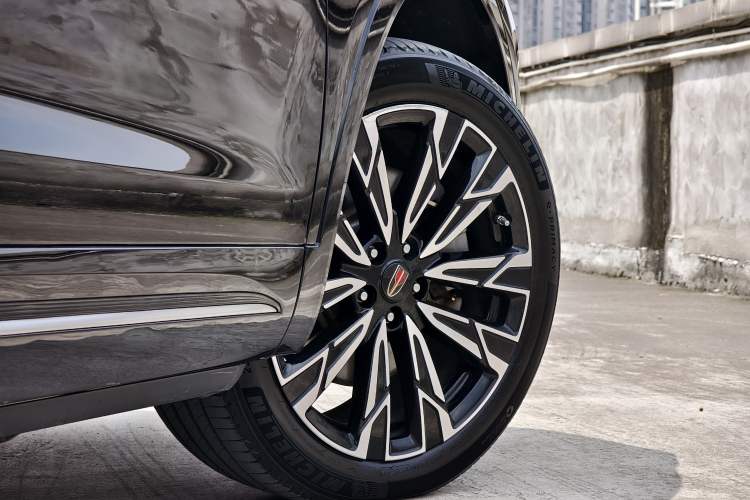 Used Hongqi HS5 2023 2.0T Four-Wheel Drive Flagship Pro Edition