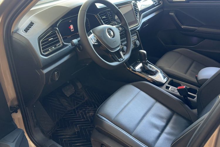 Used Volkswagen T-ROC 2022 280TSI DSG Two-Wheel Drive Comfort PLUS