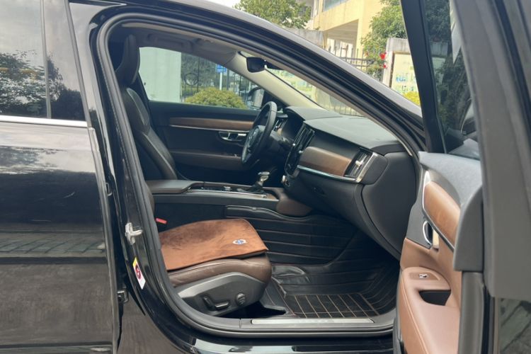 Used Volvo S90 2019 T5 Zhiyi Edition
