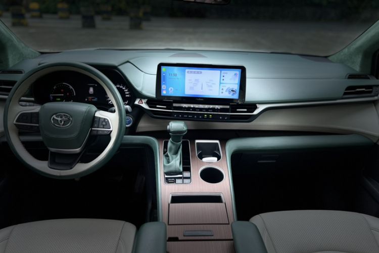 Used Toyota SIENNA 2021 2.5L Hybrid Comfort Edition Interior 3