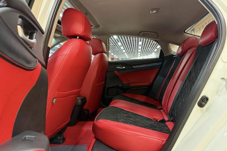 Used Honda Civic 2016 220TURBO CVT Luxury Edition