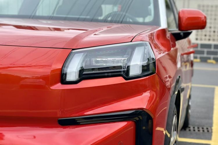 Used AION V 2024 Aion Tyrannosaurus 650 LiDAR Edition
