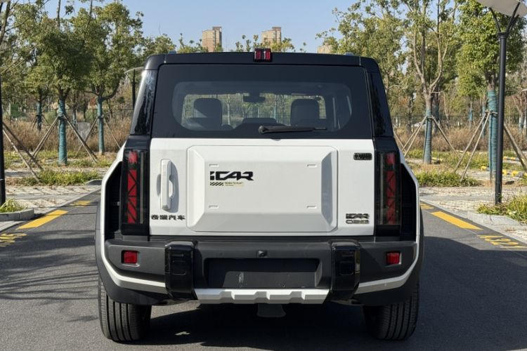 Used iCAR 03T 2024 501km Four-wheel Drive Long-Range Version
