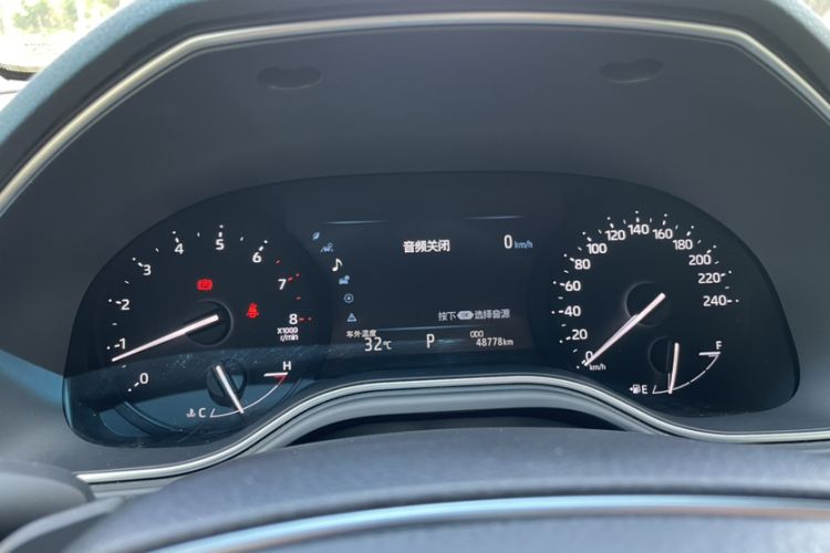 Used Toyota Avalon 2019 2.5L Ambition Version China VI Standard
