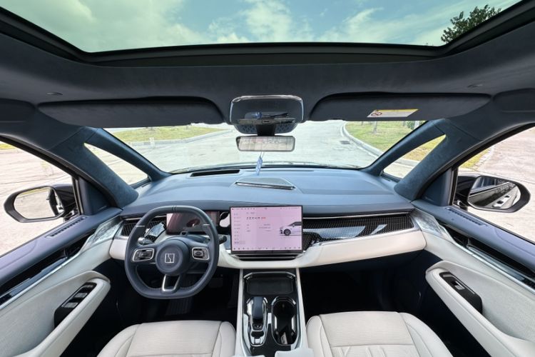 Used Zeekr 009 2024 Six-Seat Executive Version 4WD 108 kWh
