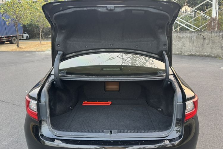 Used Lexus ES 2016 200 Midnight Special Limited Edition
