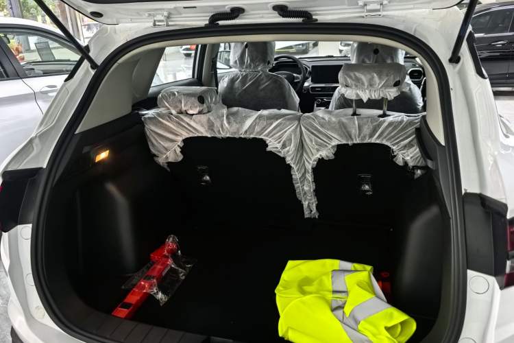 Used Geely Auto Coolray 2025 1.5L CVT Super Edition Interior 6