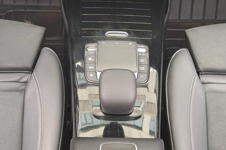 Used Mercedes-Benz A-Class 2021 A 200 L Sport Sedan Fashion Model Interior 8