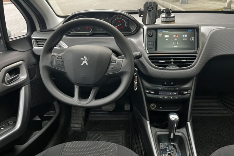 Used Peugeot 2008 2014 1.6L Automatic Fashion Edition