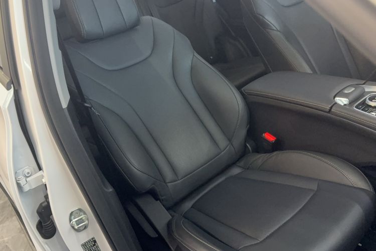 Used Chery Tiggo 8 PRO 2024 Champion Edition 290T Two-Wheel Drive Shining Version 7 Seats Right Front Seat