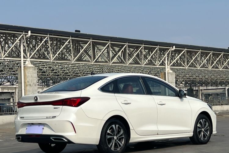 Used Changan Eado 2022 PLUS Blue Whale NE 1.4T GDI DCT Prestige Edition
