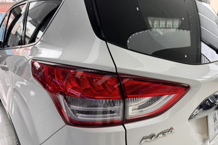 Used Ford Kuga 2015 1.5L GTDi Two-Wheel Drive Fashion Edition Exterior 4