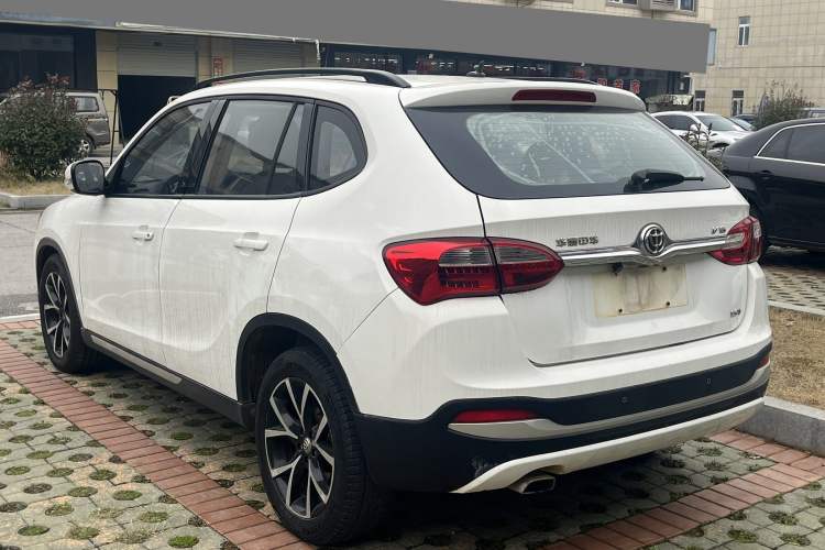 Used Brilliance V5 2014 1.5T Automatic Two-Wheel Drive Sport Model