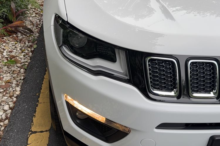 Used Jeep Compass 2017 200T Manual Enjoy Edition
