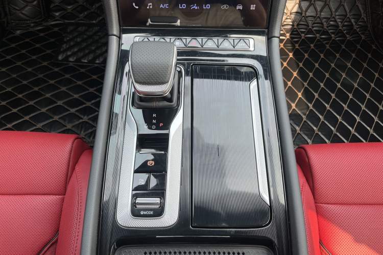 Used Hongqi H6 2024 2.0T ZhiShang Version