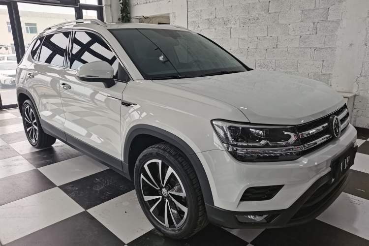 Used Volkswagen Tharu 2022 280TSI Two-Wheel-Drive Luxury Edition Exterior 2