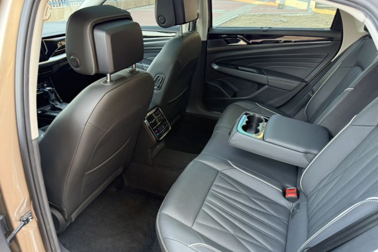 Used Volkswagen Passat 2022 330TSI Luxury Edition