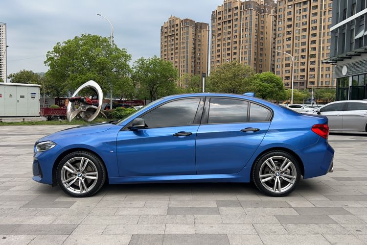 Used BMW 1 Series 2019 120i Leading Model M Sport Package Exterior 7