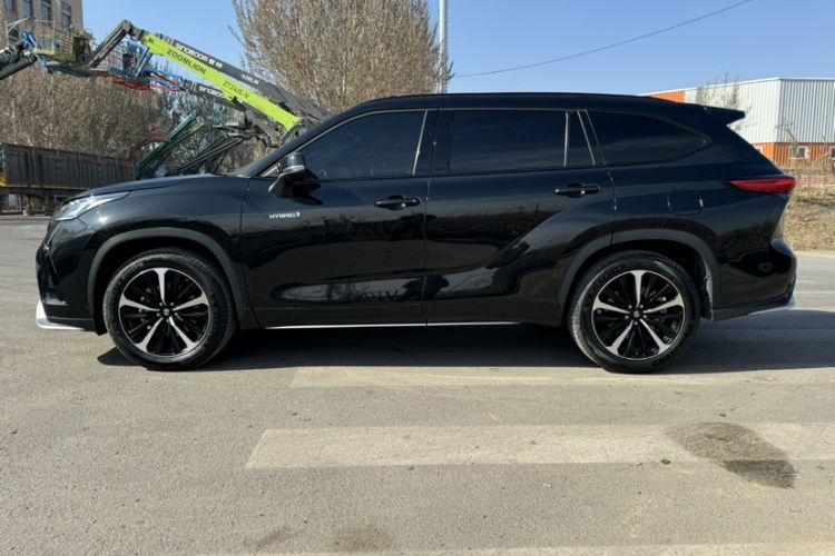 Used Toyota Crown Kluger 2021 2.5L HEV Four-Wheel Drive Flagship Edition Exterior 6