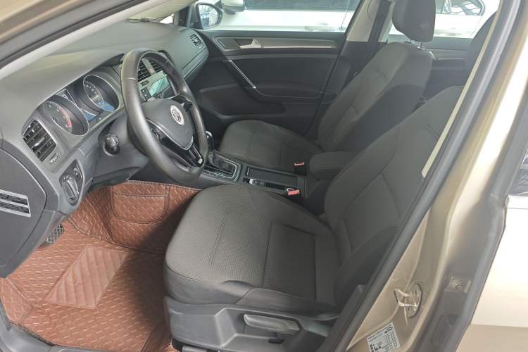 Used Volkswagen Golf 2016 1.6L Automatic Comfort Model