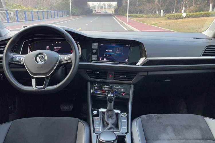 Used Volkswagen Sagitar 2019 280TSI DSG Luxury Version China VI Standard