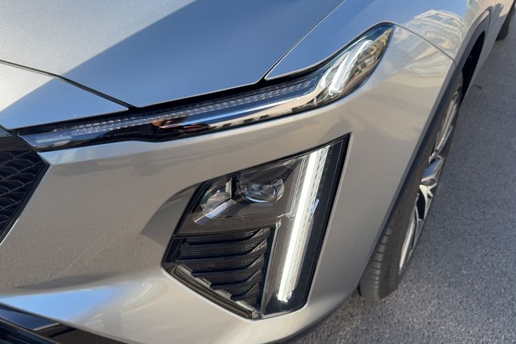 Used Cadillac GT4 2023 25T Luxury Model