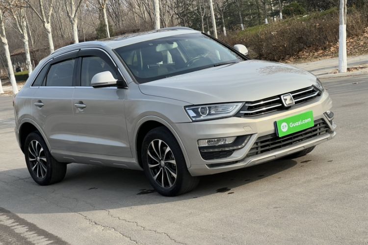 Used Zotye SR7 2016 1.5T CVT Cube Heart Edition China IV Standard
