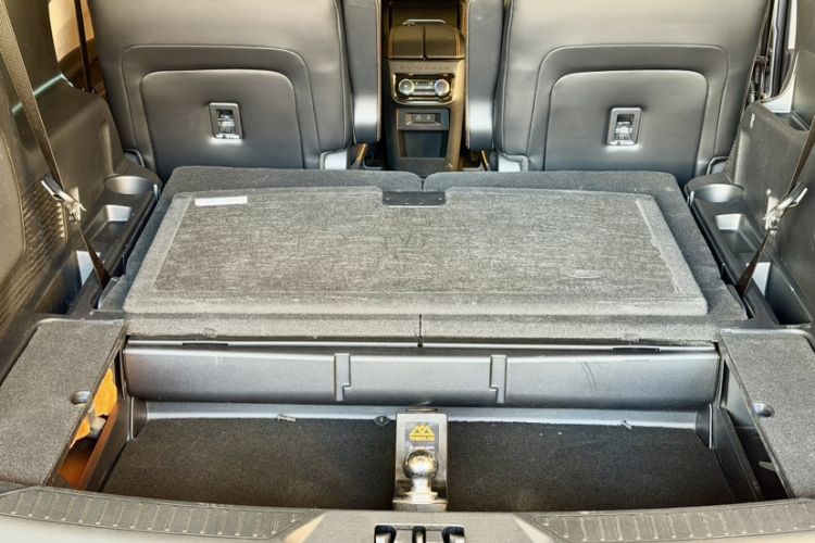 Used Ford Explorer 2024 2.3T EcoBoost Kunlun Peak Edition 6-Seater
