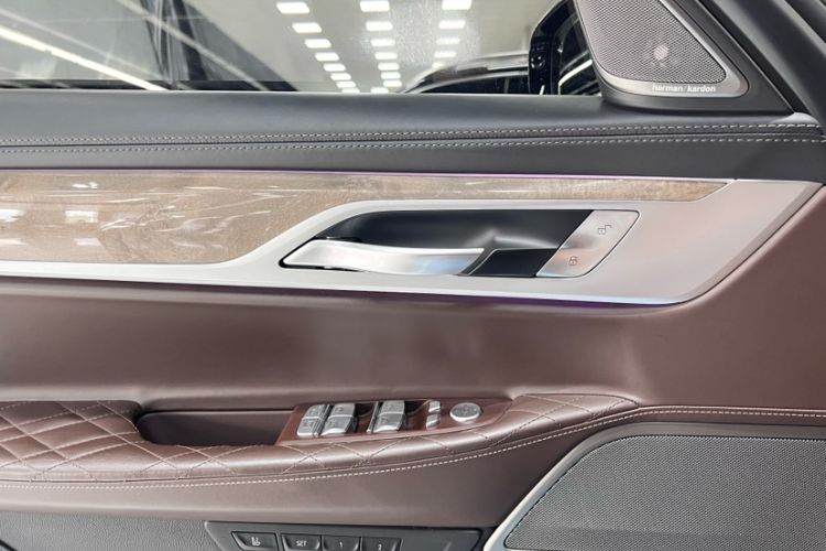 Used BMW 7 Series 2019 Restyled 740Li Leading Luxury Package
