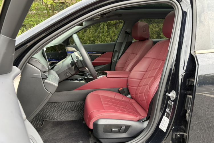 Used BMW 5 Series 2024 530Li Leading Model M Sport Package Interior 2